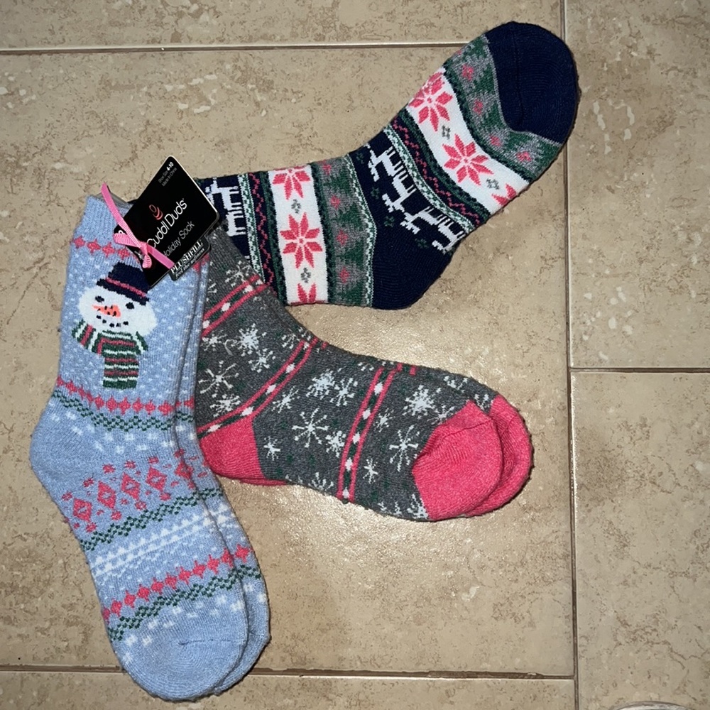 NWT Plushfill Cuddl Socks 3 Pack
